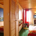 Oda ve Kahvaltı Tulip Gallery 3*